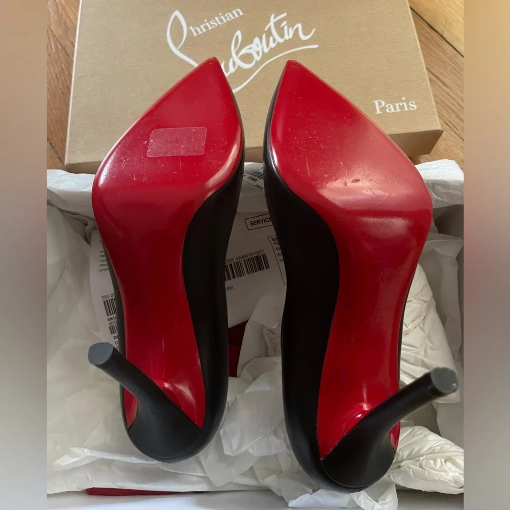Christian Louboutin Leather Pumps
Dust bag and box included - Picture 2 of 5